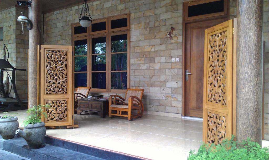 Ndalem Bantul Hotel Gandok Екстериор снимка