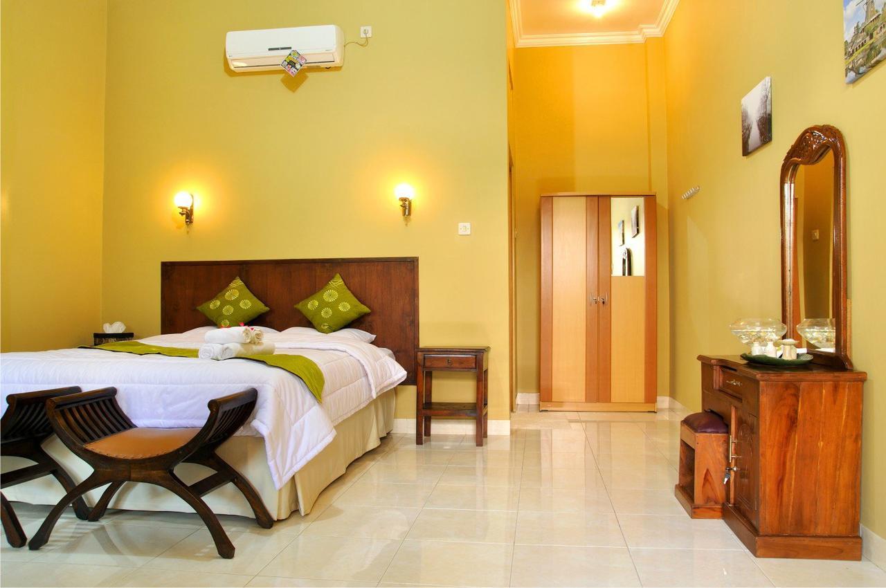 Ndalem Bantul Hotel Gandok Екстериор снимка