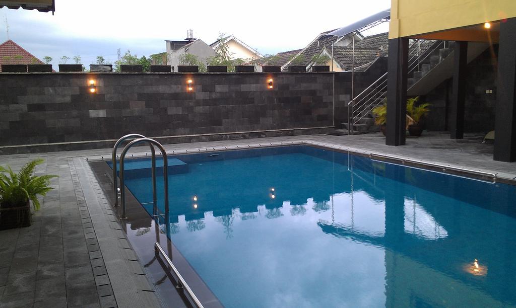Ndalem Bantul Hotel Gandok Екстериор снимка