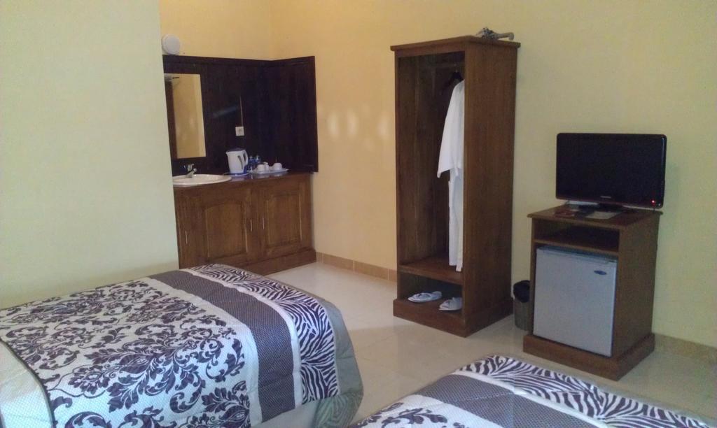 Ndalem Bantul Hotel Gandok Екстериор снимка